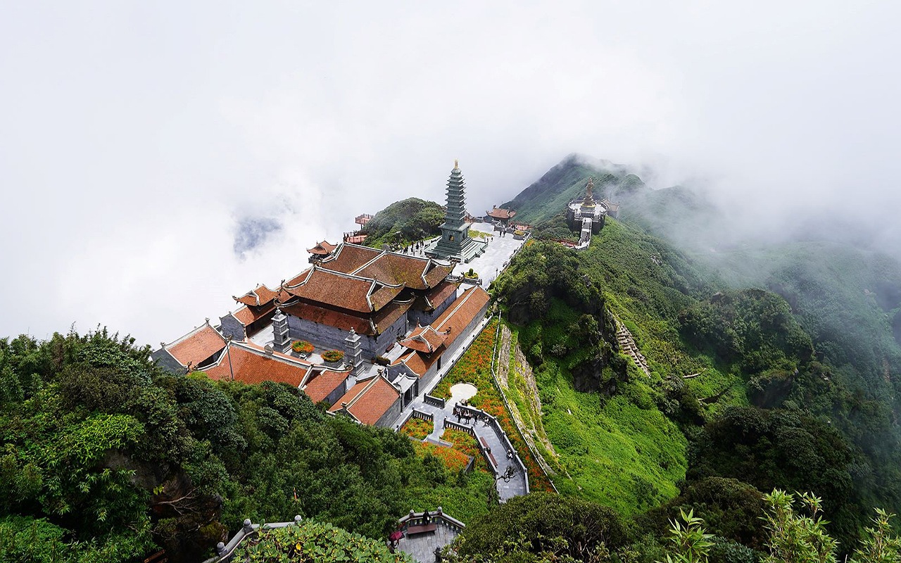 Hanoi - Sapa Tour 2 days 1 night by Bus,  sleep in 3 Star hotel in Sapa