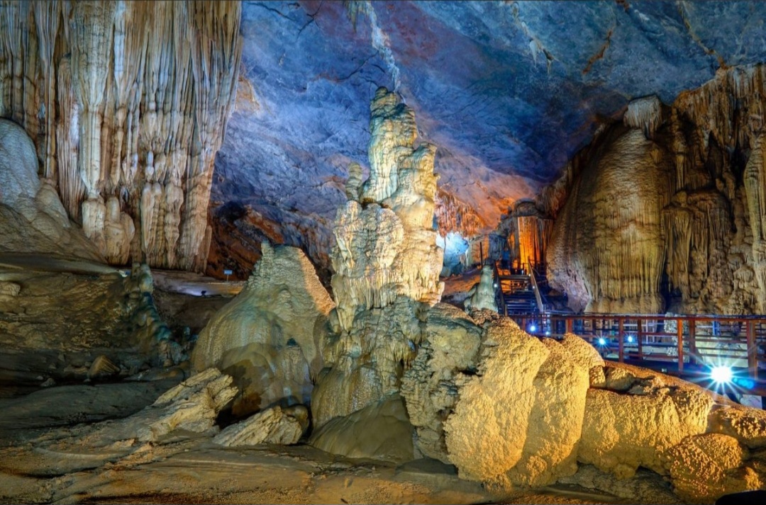 Swimming, Cave exploration, Zipline, Mud bath, Kayaking in Phong Nha Ke Bang