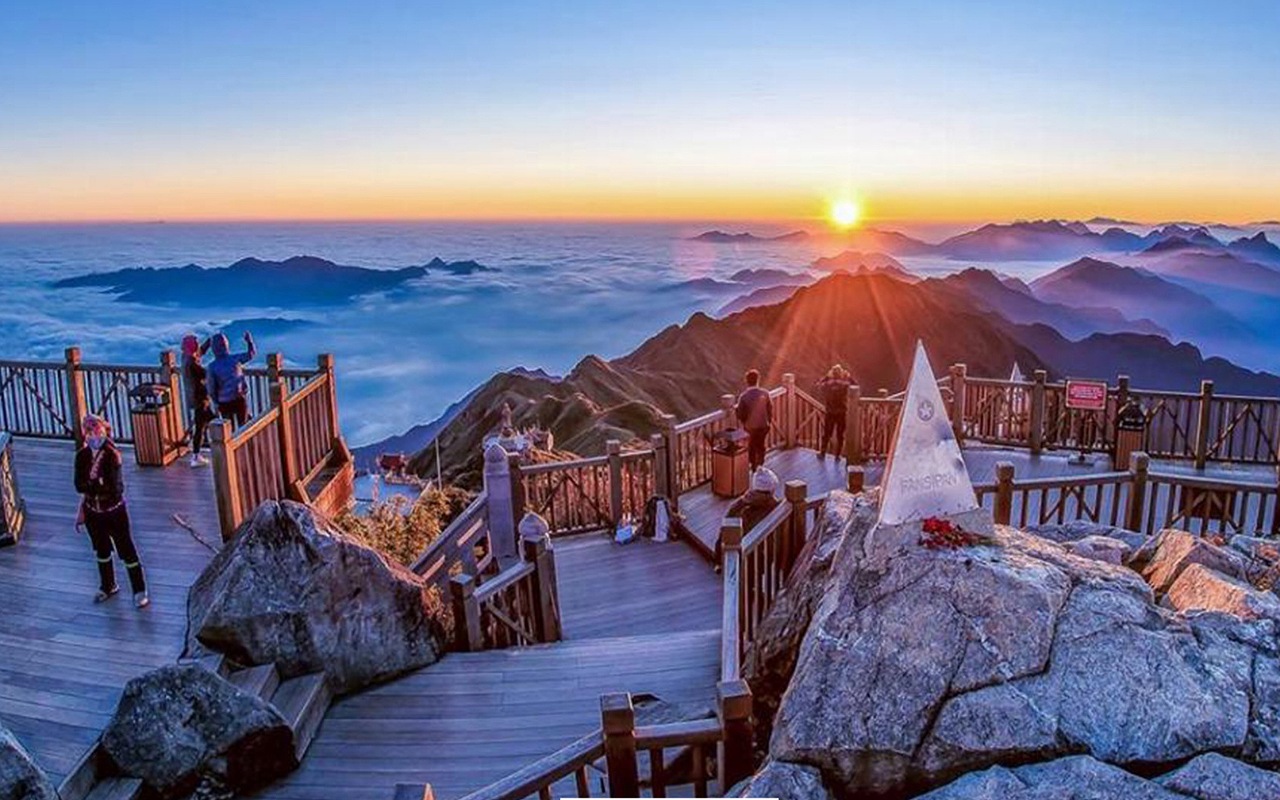 Sapa Tour 1 Day: Fansipan Mountain Peak by Cable Car - Sin Chai Village