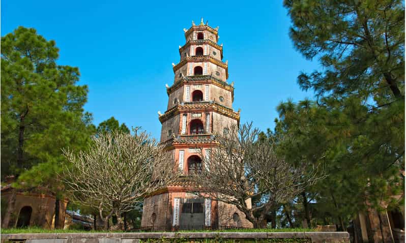 Hue Imperial City via Hai Van Pass Daily small group 1 DayTour