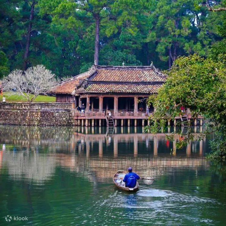 Hue Imperial City via Hai Van Pass Daily small group 1 DayTour